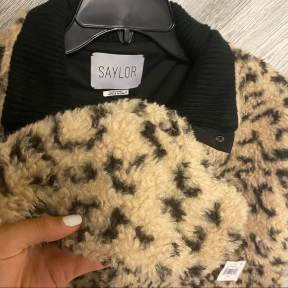 SAYLOR | Rianne Pullover Jacket - Picture 8 of 13